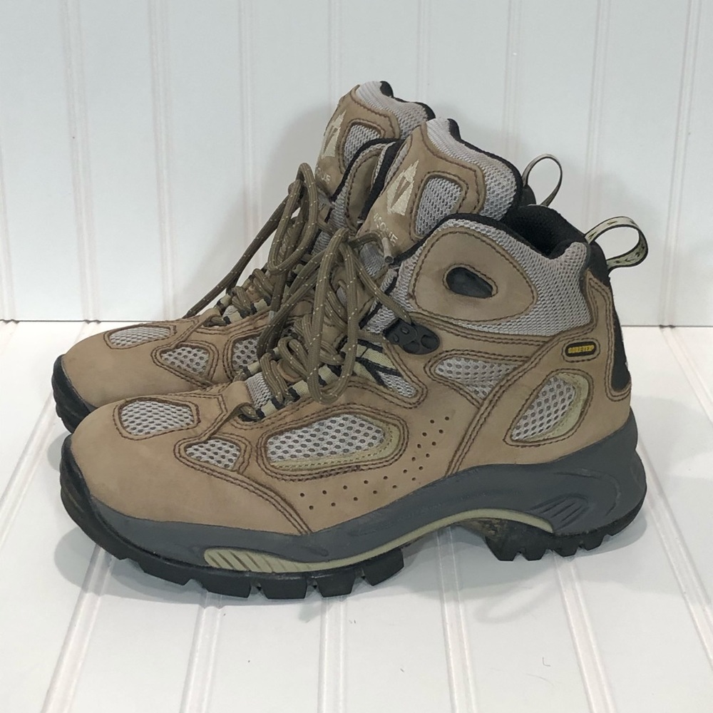 Vasque Hiking Trail Boots